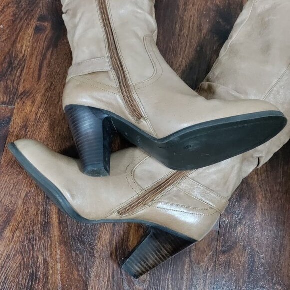 Guess MALLAY Tan Leather Side Zipper Mid-Calf Chunky High Heeled Boots Size 9M - Picture 6 of 16